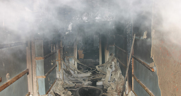 Огонь уничтожил всю картотеку поликлиники на Полтавщине
