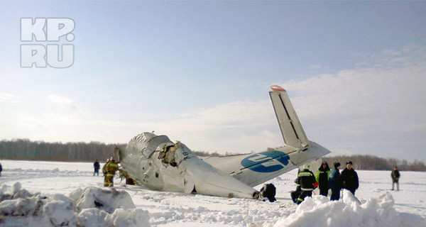 Версии крушения самолета в России: ошибка неопытного экипажа, диспетчеров или отказ техники 