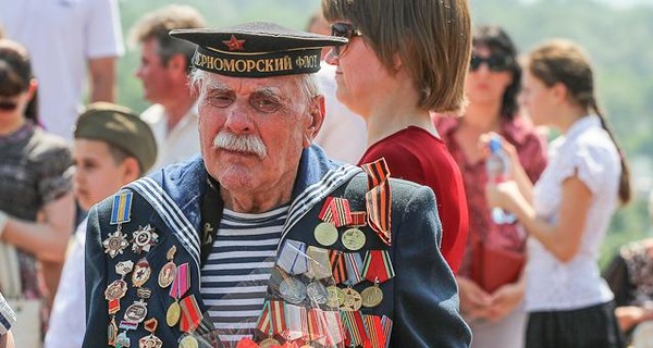 Парад ко Дню Победы в Днепропетровске: самый полный фоторепортаж