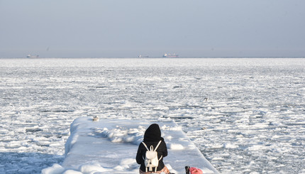 Черное море сковало льдами