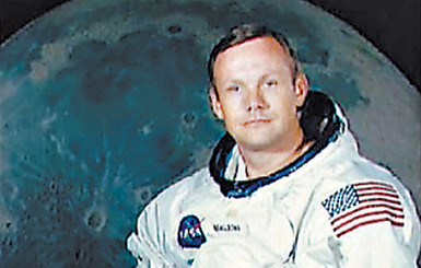 Умер Нил Армстронг - первый покоритель Луны 