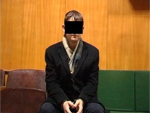 Насильник Оксаны Макар заснул в суде