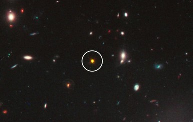 Астрономы обнаружили древний яркий квазар, вокруг которого нет ни одной звезды