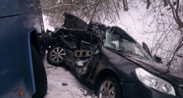 Авто вылетело на встречный автобус Полтава-Сумы, есть жертвы