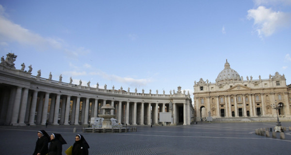 В Ватикане начали выбирать нового Папу 