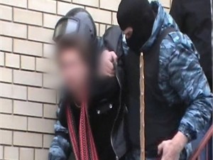 Обманутому вкладчику, взявшему заложницу в Донецке,  нужны были деньги на лечение ребенка