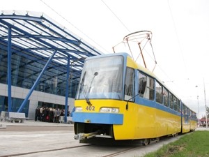 Киевский скоростной трамвай сломался около вокзала
