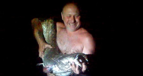 VIP-рыбалка: Добкин поймал 80-килограммового монстра, а Маркевич - огромную щуку