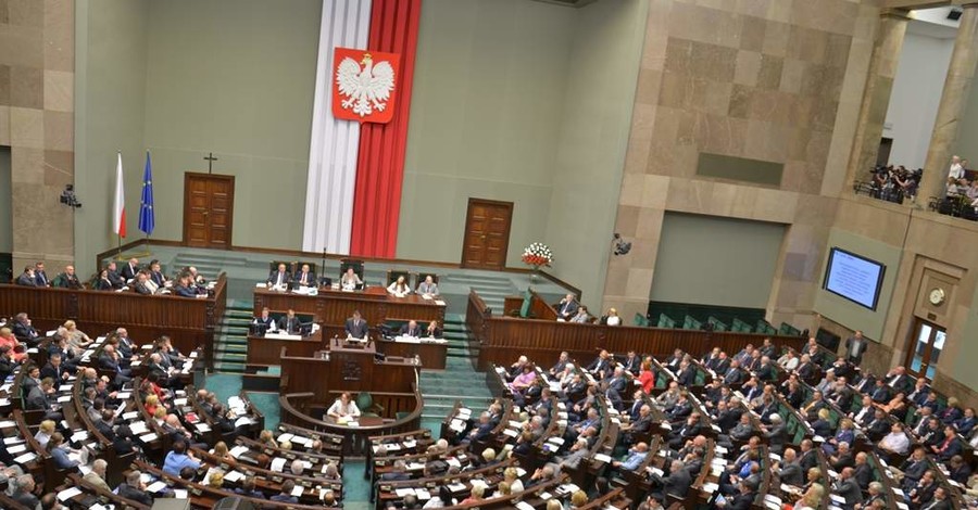 Депутаты польского Cейма назвали Волынскую трагедию 