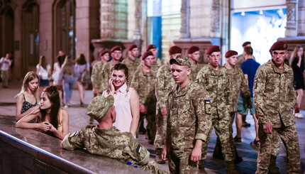 Военные вышли на Майдан, как проходила репетиция парада