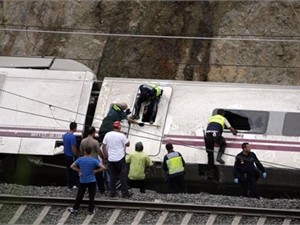 Машинист испанского поезда хвастался в соцсетях, что превышает скорость 