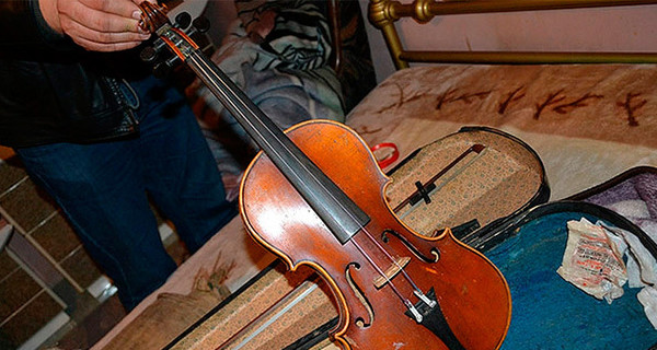 Украденную скрипку Страдивари стоимостью почти в два миллиона долларов нашли в Великобритании