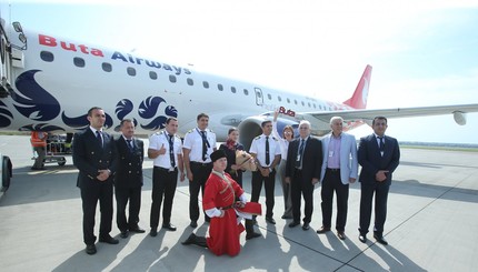 В Жулянах открыли рейсы Баку-Киев-Баку 