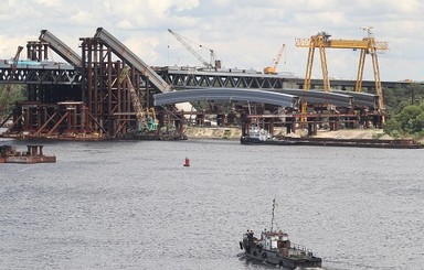 Мост на Троещину будут тянуть до 2025 года 