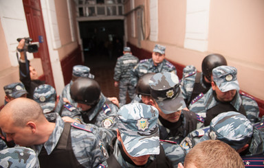 В Одессе сторонники Игоря Маркова штурмовали здание облУМВД уже в четвертый раз
