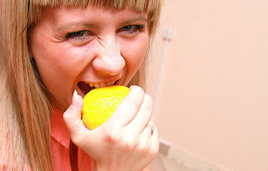 Лимоны и апельсины в больших количествах опасны для женщин