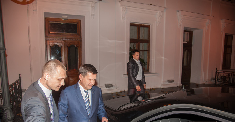 Вопрос об окончательной отставке Костусева решится в понедельник