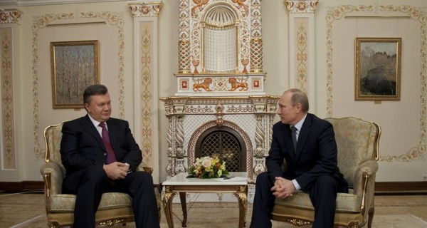 Встреча президентов в Москве: цена на газ, ракеты и кредит