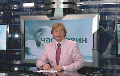 Телеведущий Игорь Слисаренко умер на сцене, когда пел с друзьями