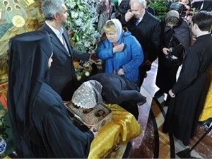 В Киево-Печерскую Лавру прибыла величайшая христианская реликвия - Дары волхвов