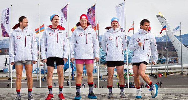 Норвежские олимпийцы сняли штаны в знак протеста