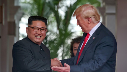 Историческая встреча Трампа и Ким Чен Ына: фотографии