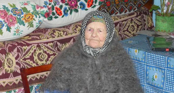 На 117-летие баба Катя из Коломыи заказала вареников и вина