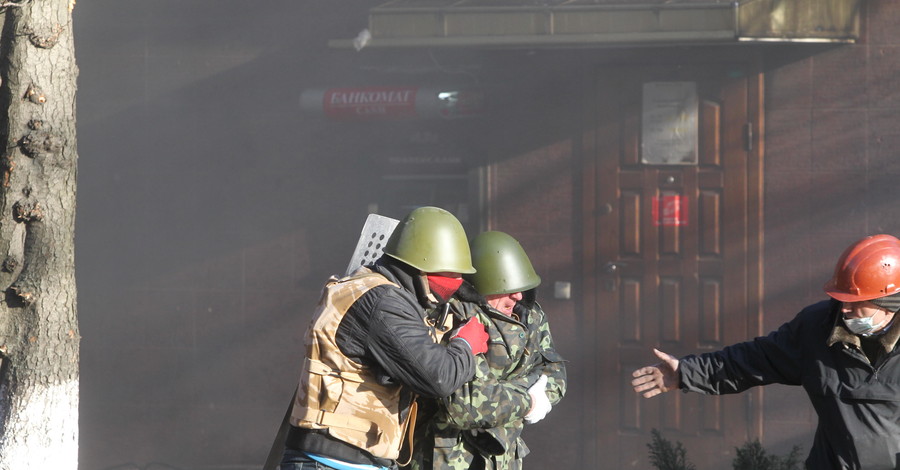МВД: милиция изъяла у митингующих два гранатомета