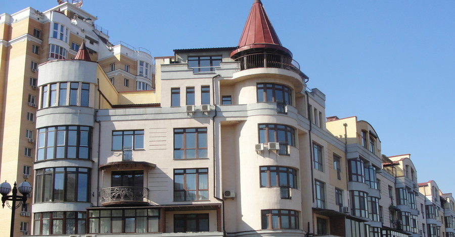 Тайное жилье Виктора Януковича вскрыли неизвестные 