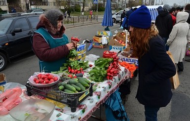 Жить в Киеве: Пошла Маша на базар инспектировать товар