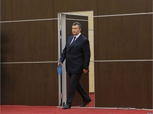 Российские СМИ: на Пасху Янукович вернется в Донецк
