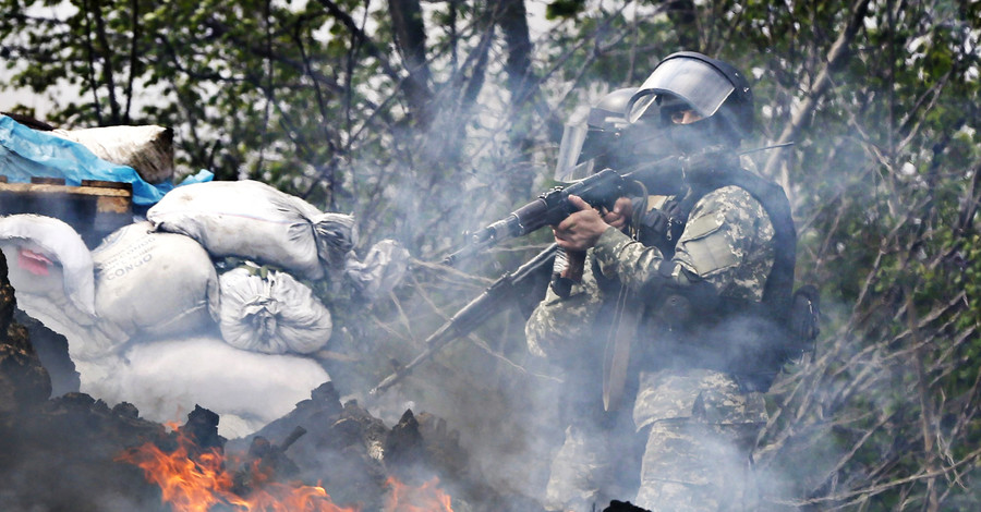 Украинские военные сменили тактику: они идут в Славянск пешком
