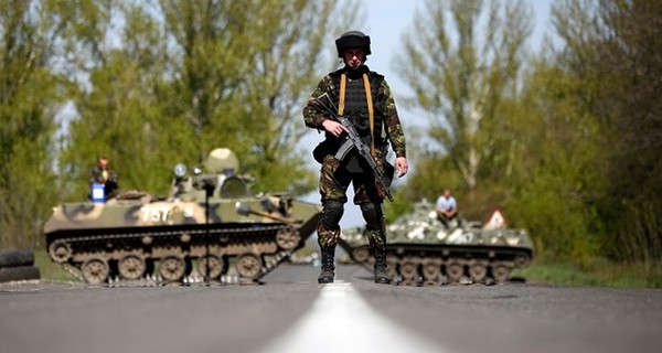 В Донецке блокировали военную часть