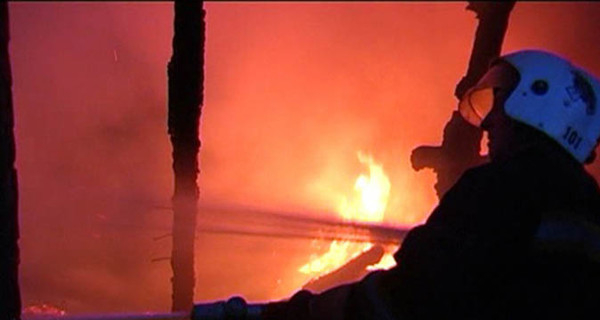 Масштабный пожар в Киеве? Пылают склады с электрооборудованием