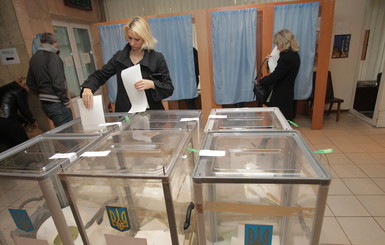 Выборы в Украине: Луганчане могут проголосовать только в двух округах на севере области