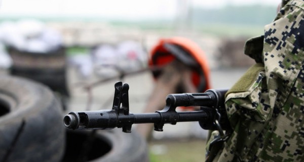 В Донецке завязалась перестрелка возле СБУ