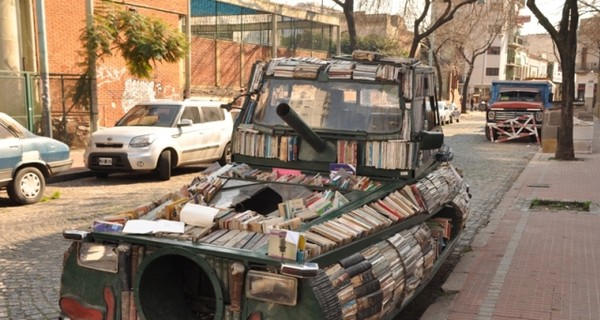 В Киеве собирают книгомобиль