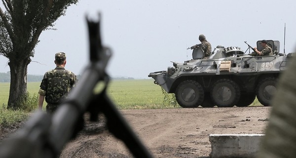 Соцсети:  украинские военные попали в засаду по дороге в Славянск