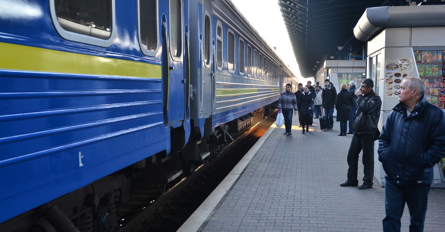 Поезда из Донецка будут ходить и после 15-го июня