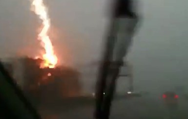 В Польше в грузовик попала молния
