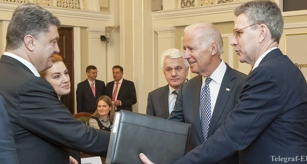 Порошенко встретился с вице-президентом США Байденом