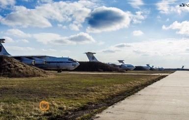 Военные в Мелитополе заминировали аэродром для перестраховки