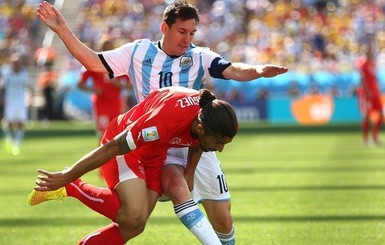 Месси не забил Швейцарии, но Аргентина выиграла