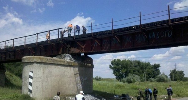 СБУ задержала подрывников моста в Запорожской области