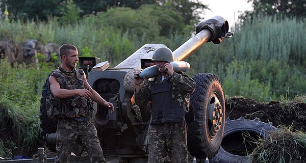 МВД пообещало не бомбить Луганск и Донецк