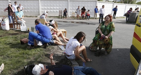 В московском метро вагоны сошли с рельсов, 20 человек погибли
