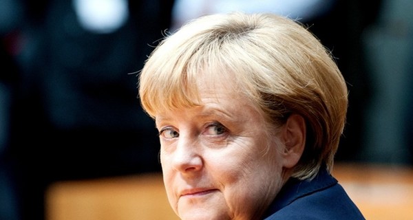 Меркель заверила, что Украина получит поддержку от Европы
