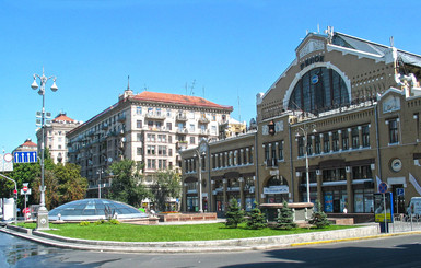 В Киеве серия минирований: два торговых центра, 