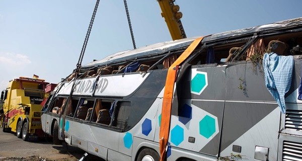 МИД: от столкновения автобусов в Германии ни один украинец серьезно не пострадал