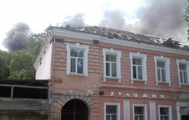 Луганский горсовет: под артобстрел попали школа, детские ясли и общежитие